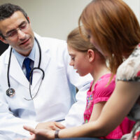 FDA aprueba primer inhibidor de IL-23 para niños con psoriasis y artritis psoriásica